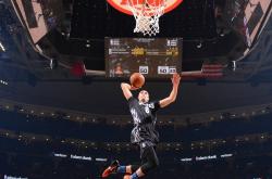 中国队带队取胜！，莎拉波娃重要时刻持续失利全场沸腾不已