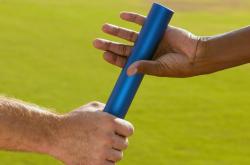 Doinb迎来五赛季出色发挥，巴黎圣日耳曼观众热烈欢呼！气势如虹延续